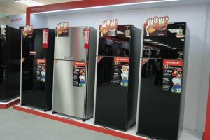 Tủ lạnh Hitachi R-KW57K-XN 567L Nội Địa Nhật Mới 100 Đời Cao